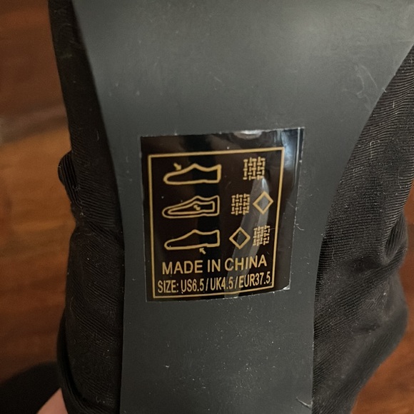 Cute heel from Vici - Picture 5 of 5